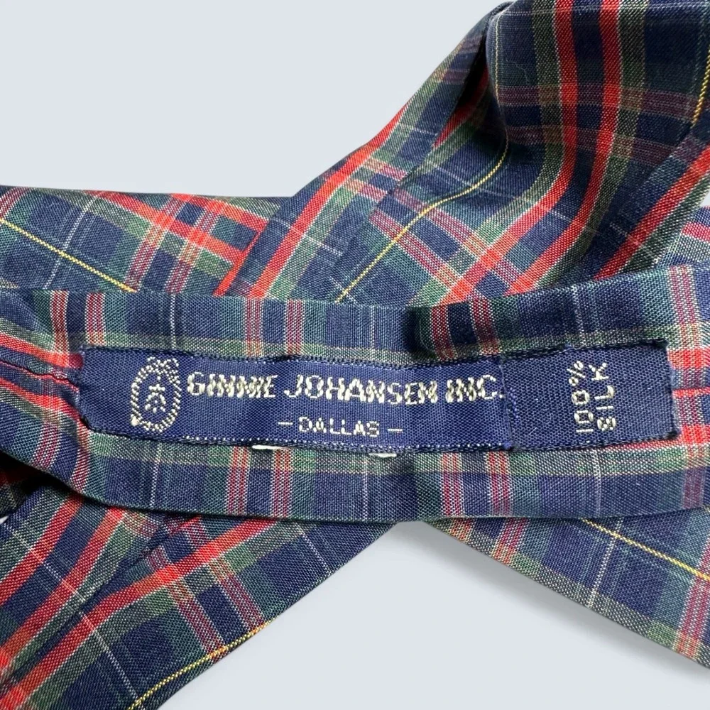 Ginnie Johansen Dallas Vintage 100% Silk Plaid Neck Tie Scarf Navy Red Green 44